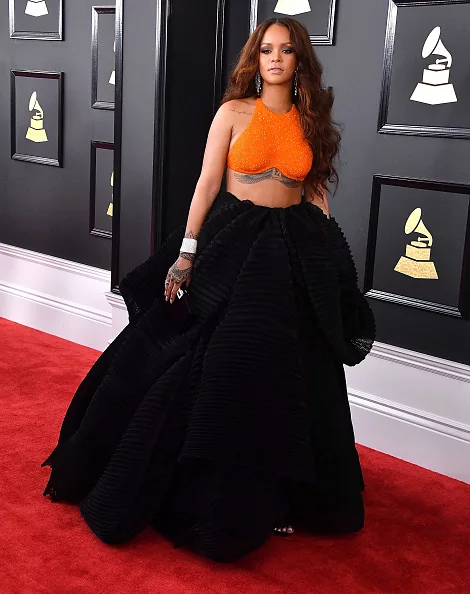 Rihanna & Chris Brown: Back Together?!