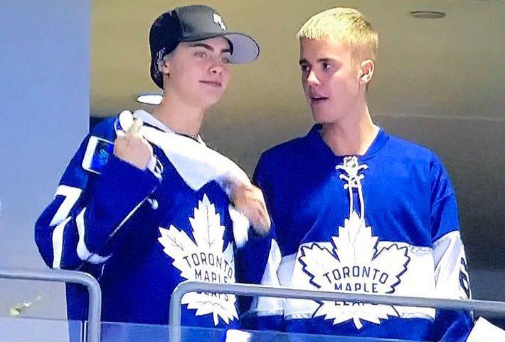 Justin Bieber & Cara Delevingne Spotted Together – VIDEO