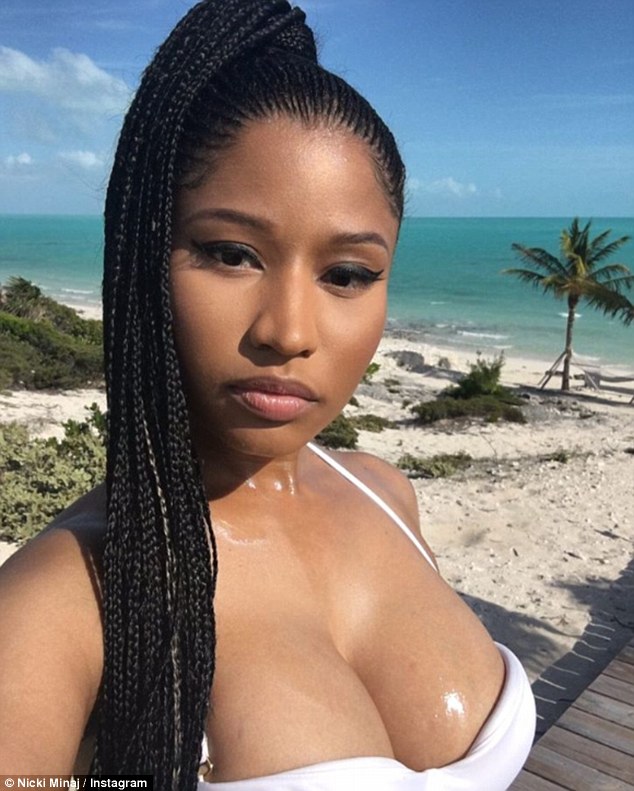 Nicki Minaj’s Super Sexy IG Moments – Ranked