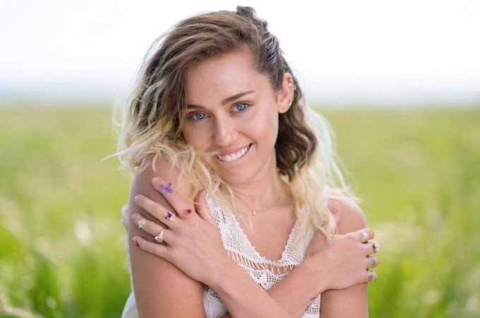 Miley Cyrus is (Literally) Returning to Her Roots and It’s Boring as Hell