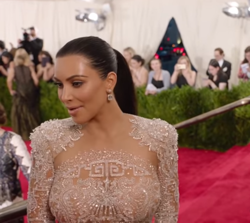 12 Celebrities who are Total Squares