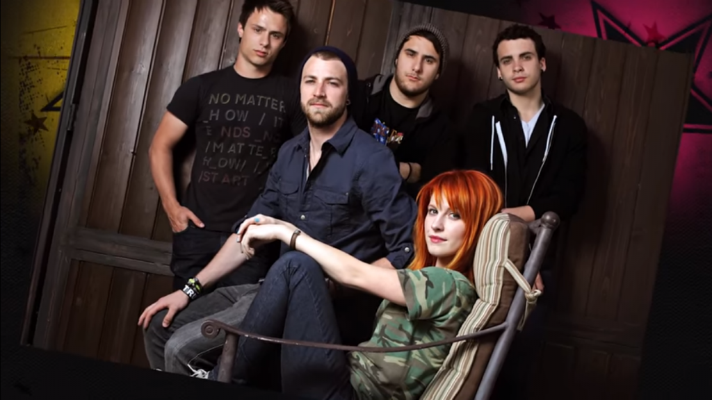 10 Celebs who LEFT Hollywood for YouTube
