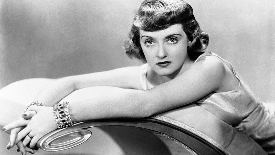 The guilty pleasure of reading Hollywood memoirs