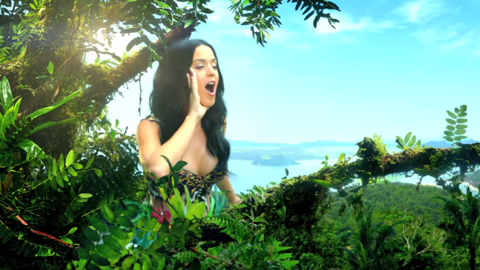 10 Most Popular Youtube Videos of all time, including Psy, Justin Bieber, Taylor Swift and Masha and the Bear