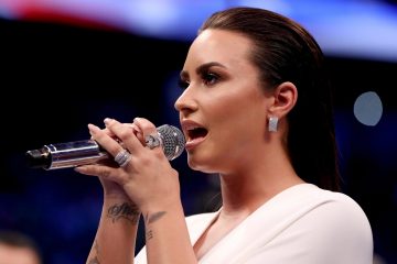 Demi Lovato FIRES BACK after Being Criticized for not revealing Sexuality