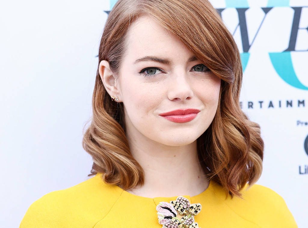 Emma Stone is the Queen of Awkward Hugs