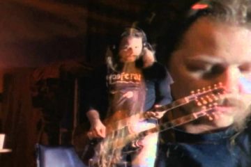 Metallica – Nothing Else Matters [Official Music Video]