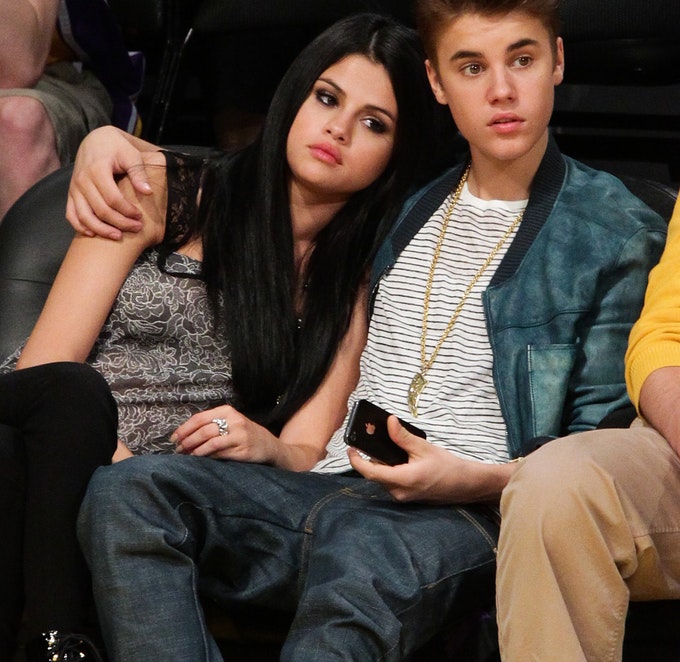 The COMPLICATED Dating History of Justin Bieber