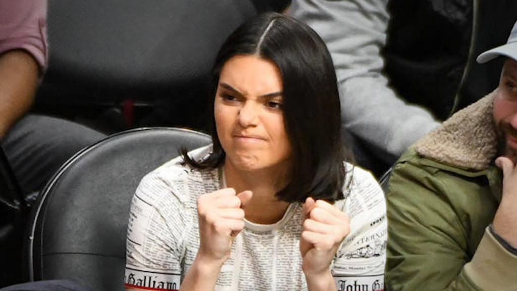 Kendall Jenner AGGRESSIVELY cheers on Boyfriend Blake Griffin amid Fizzling Relationship Rumors