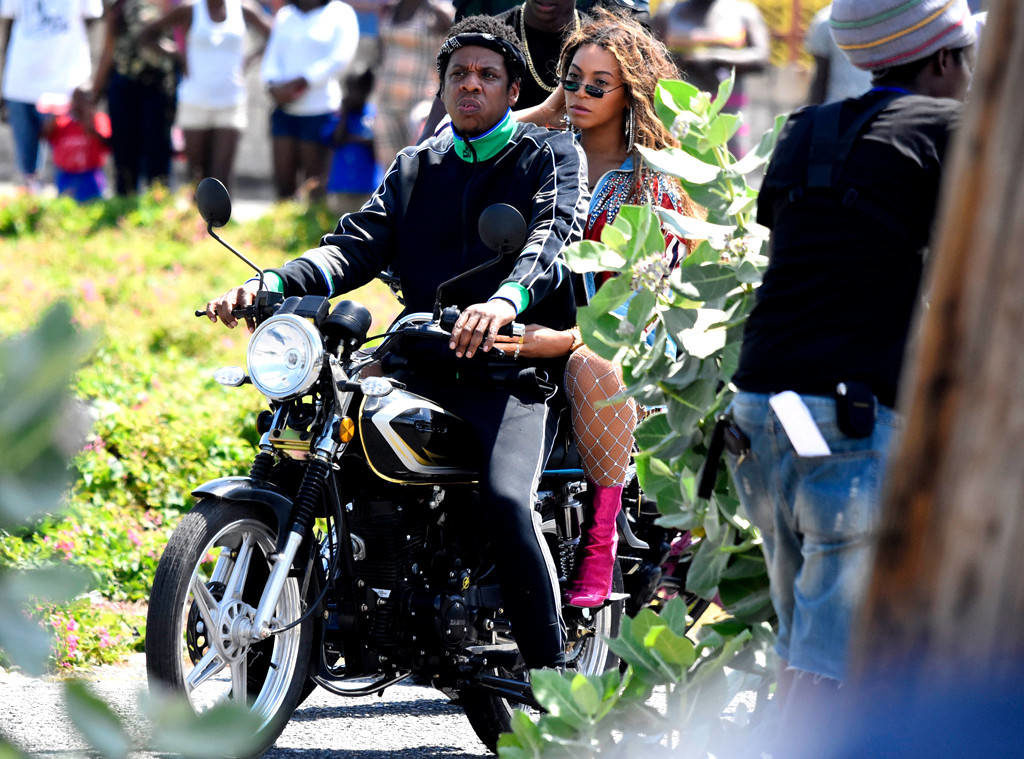 Beyonce and Jay Z Hit Up Jamaica!