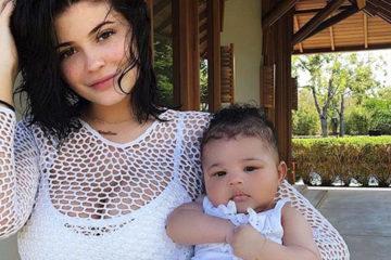 Kylie Jenner shares ADORABLE Family Vacation Photos with Stormi & Travis Scott