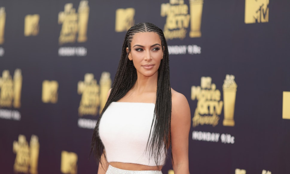 Kim Kardashian SLAMMED for Cultural Appropriation at 2018 MTV Movie/TV Awards