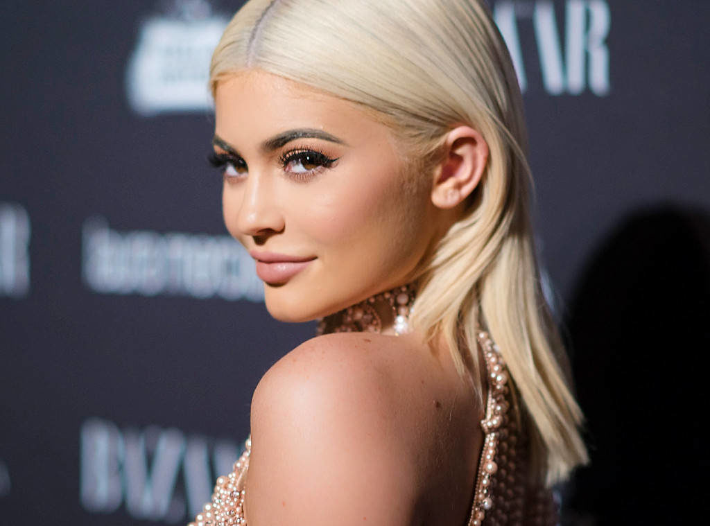 Top 5 Makeunders: Kylie Jenner, Lady Gaga & More