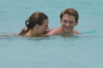 Taylor Swift & BF Joe Alwyn Enjoy Romantic Vacation