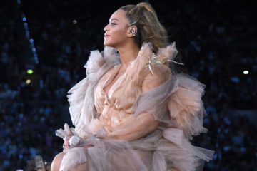 Beyonce’s Ladder Rescue & Other Concert Catastrophes