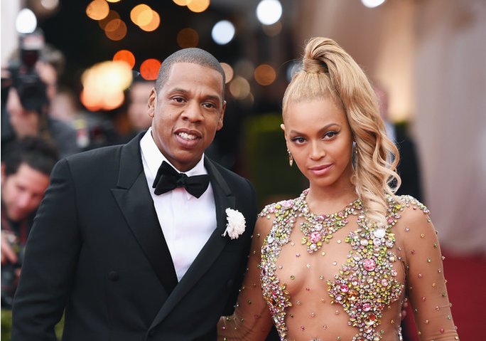 10 Married Celebrities with huge age differences
